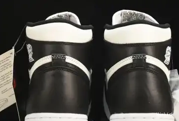 White AIR Black Retro High BQ4422-001 85 NIKE JORDAN 1 0331